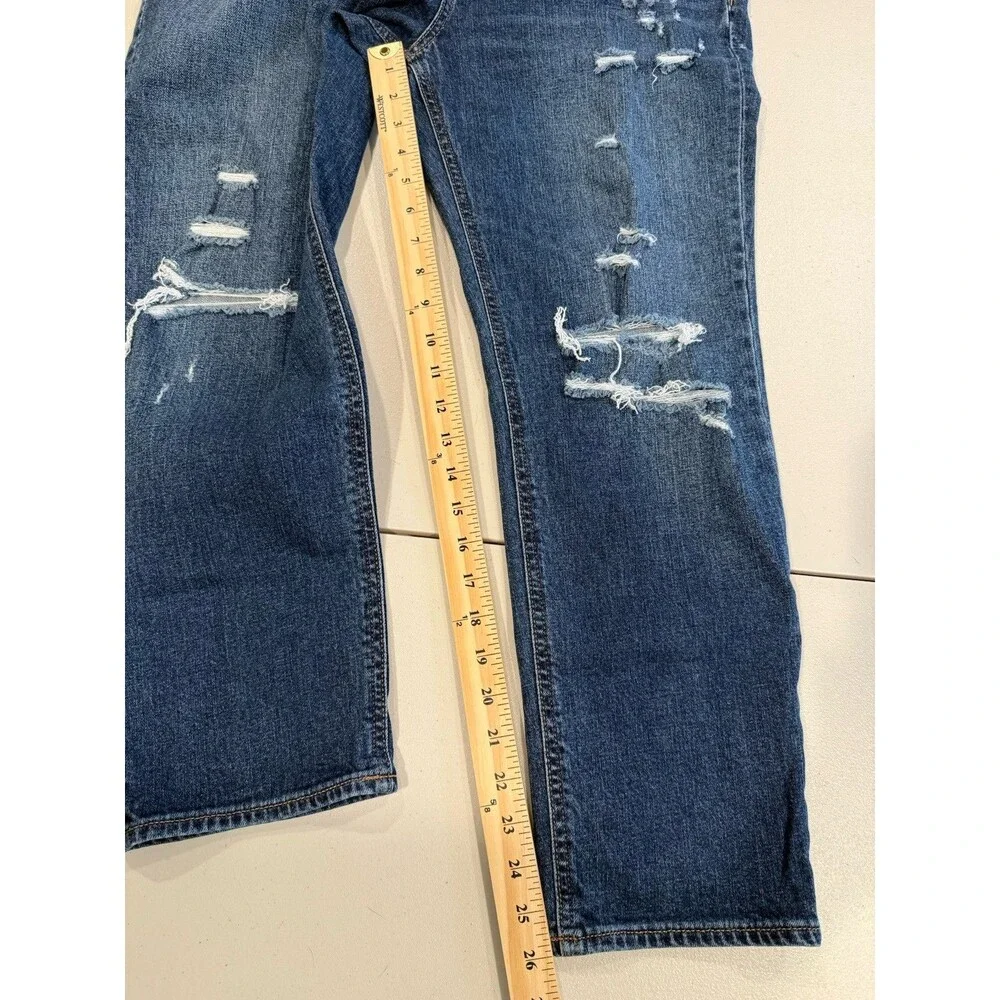 NEW Old Navy Boyfriend Jeans Women 10 Distressed Stretch Punk Cotton Travel - Picture 6 of 7